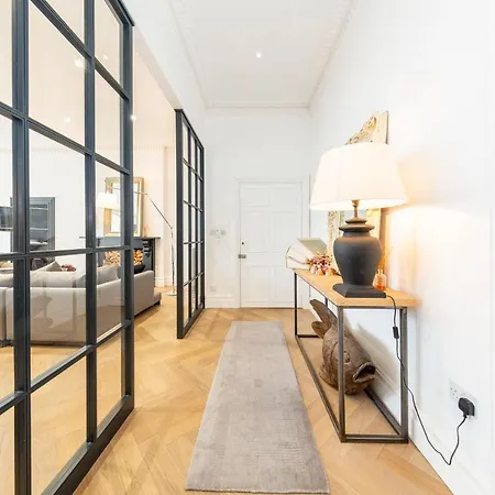 Luxurious Royal York Crescent By Bijou Boutique * Bristol