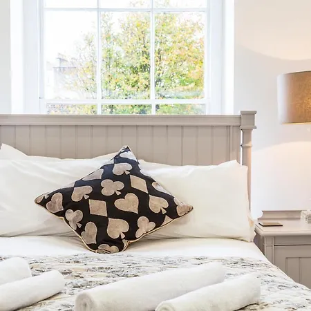 Luxurious Royal York Crescent By Bijou Boutique Lejlighed